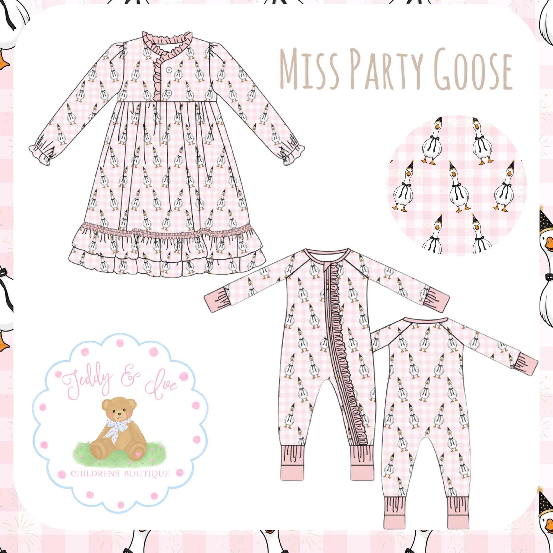 Miss Party Goose